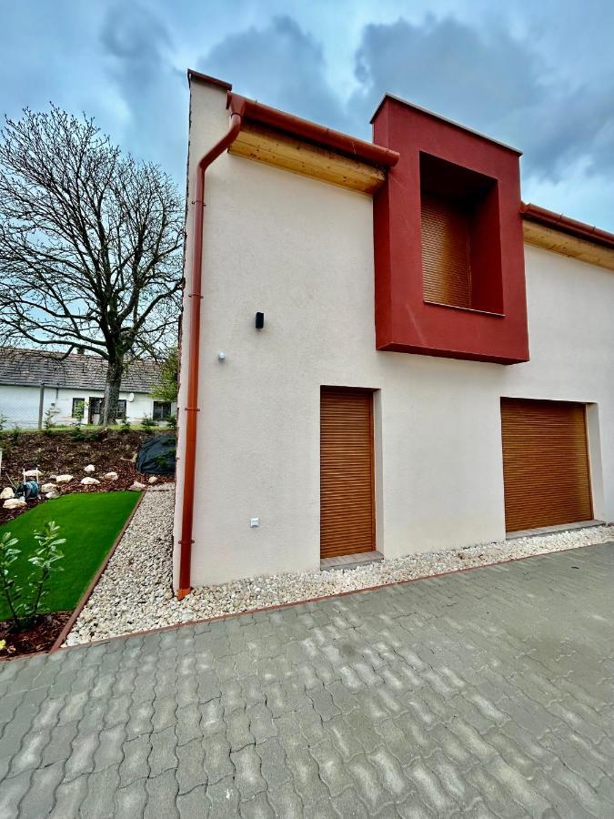 8638 Apartments A/3 Balatonlelle Exterior foto